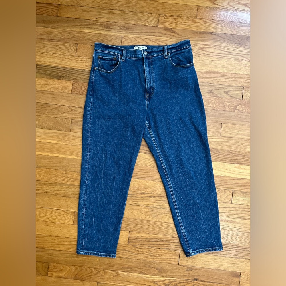 Abercrombie & Fitch The Mom High Rise Jeans: blue size 32/14 short